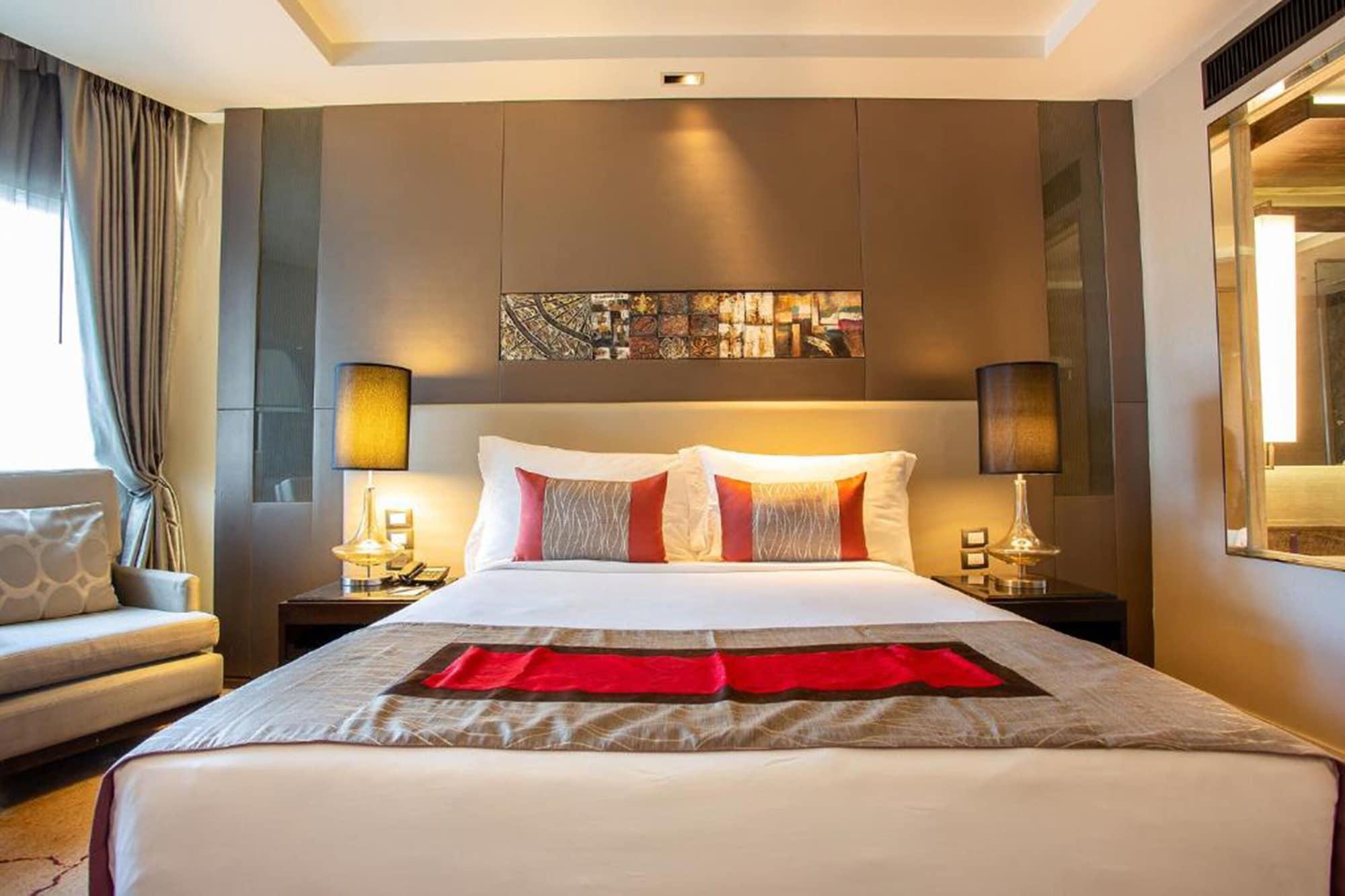 Graceland Bangkok By Grace Hotel - Sha Extra Plus Esterno foto