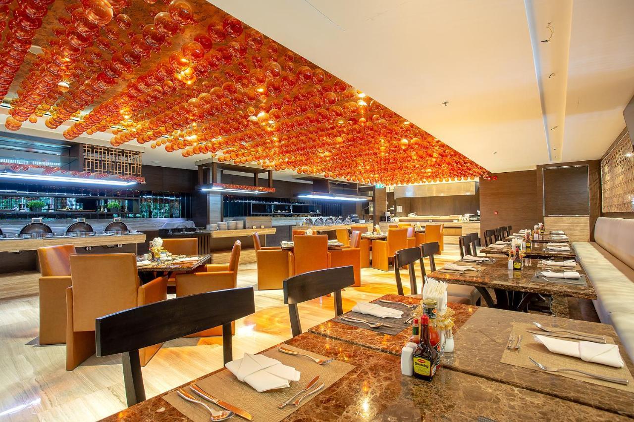 Graceland Bangkok By Grace Hotel - Sha Extra Plus Esterno foto